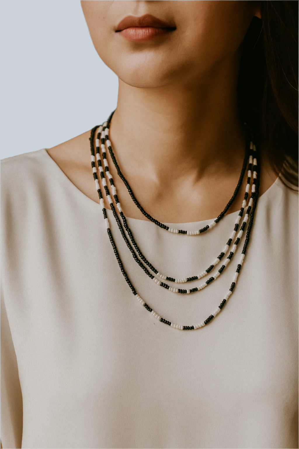 Black-and-White-Illusion-necklace.