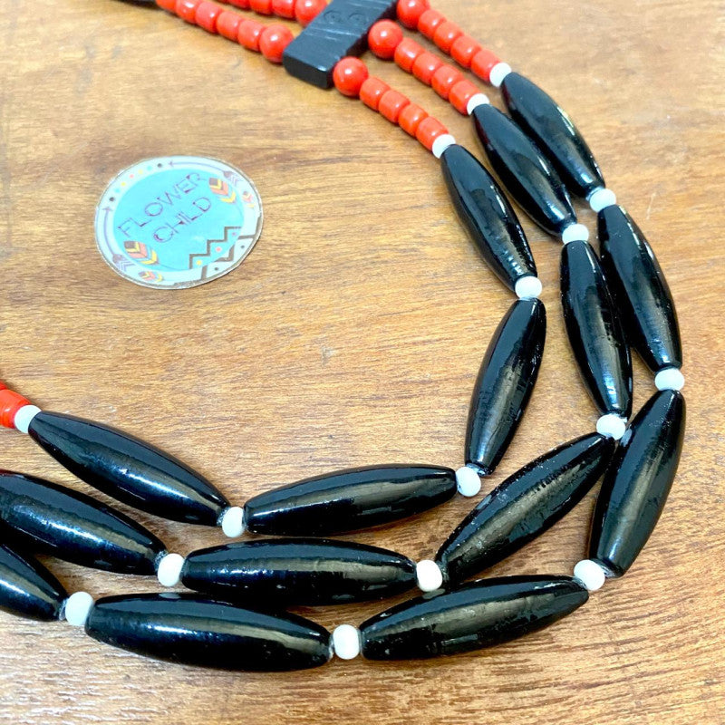 Flowerchild Strong Black And White Beaded Women Necklace