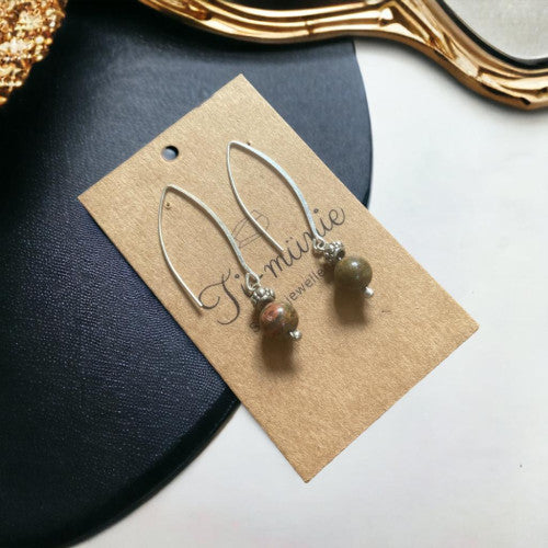 Ti Munie Dark Green Round Agate Earrings - Annie Sakhamo