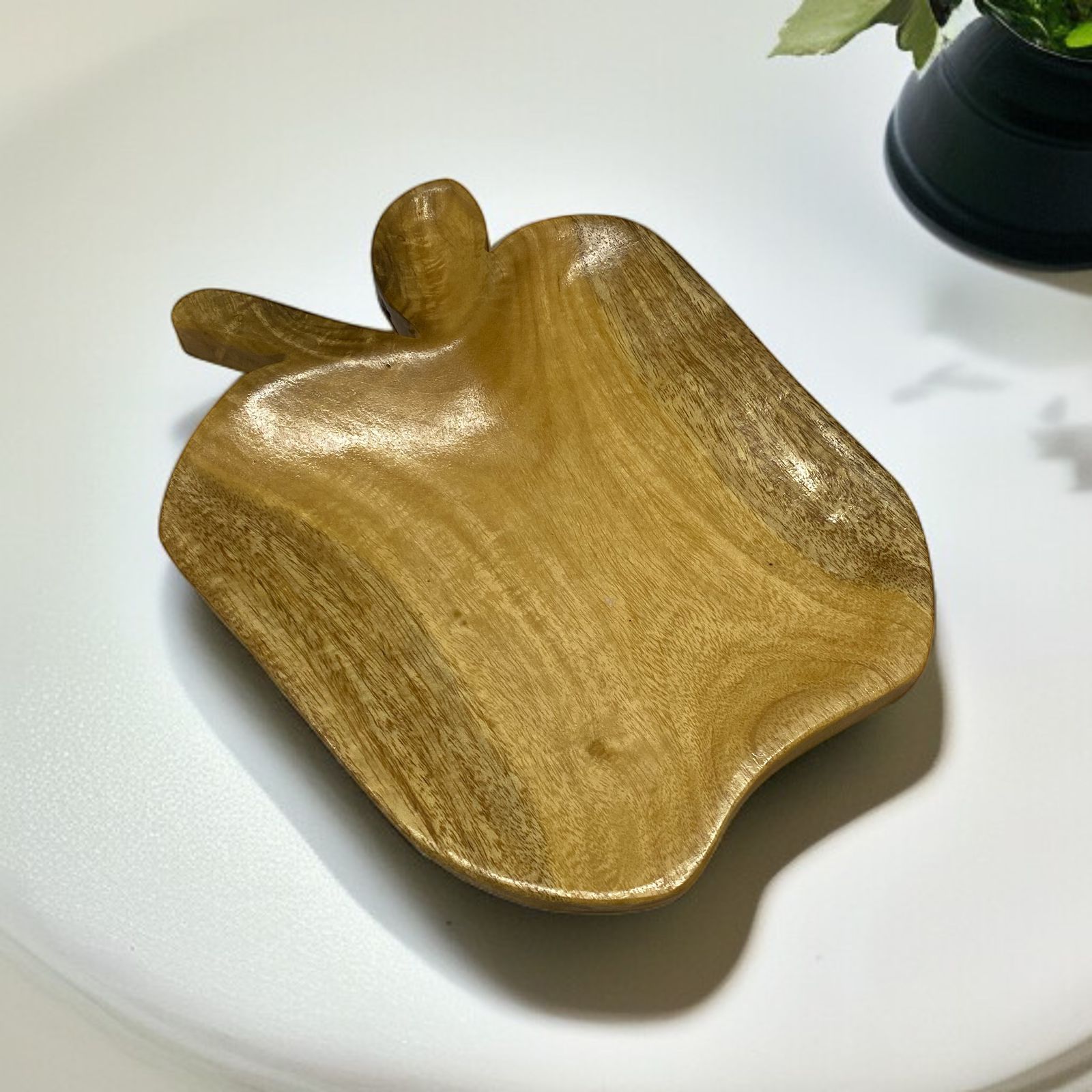 Apple-Design-Platter-Light-Wood-Custom-Creation-flat.