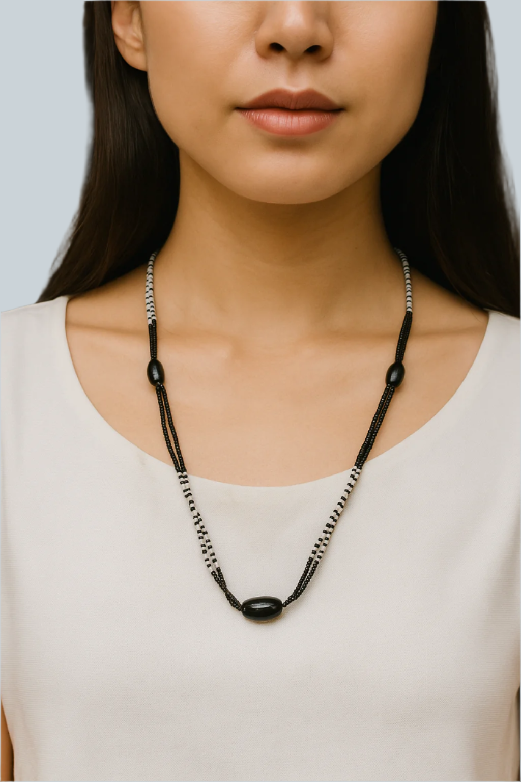 Black-and-white-small-beads-necklace_3d5e43cb-58f3-4699-a297-1fc6a4c7a25b