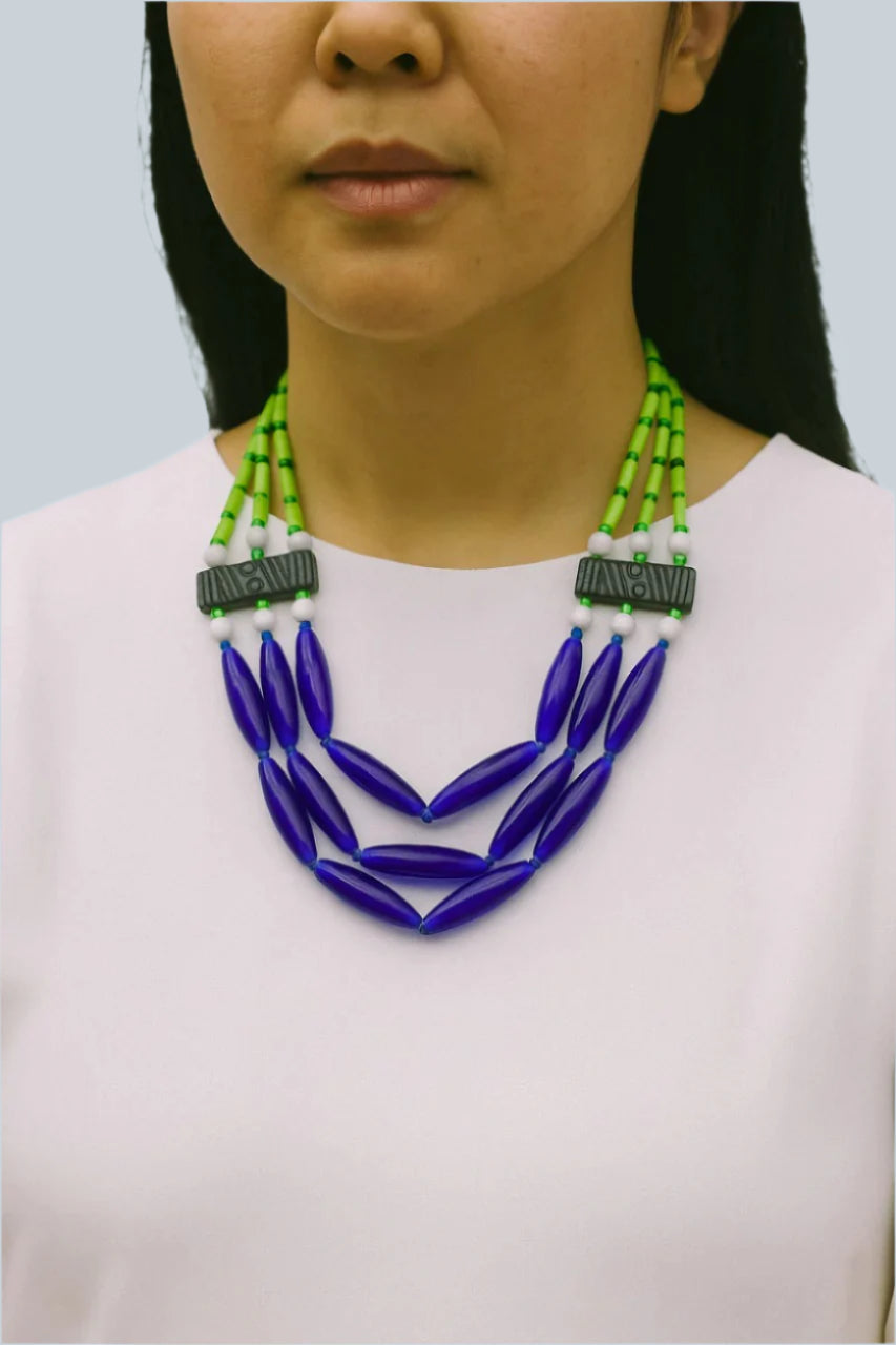Blue-White-And-Light-Green-Necklace-Flowerchild