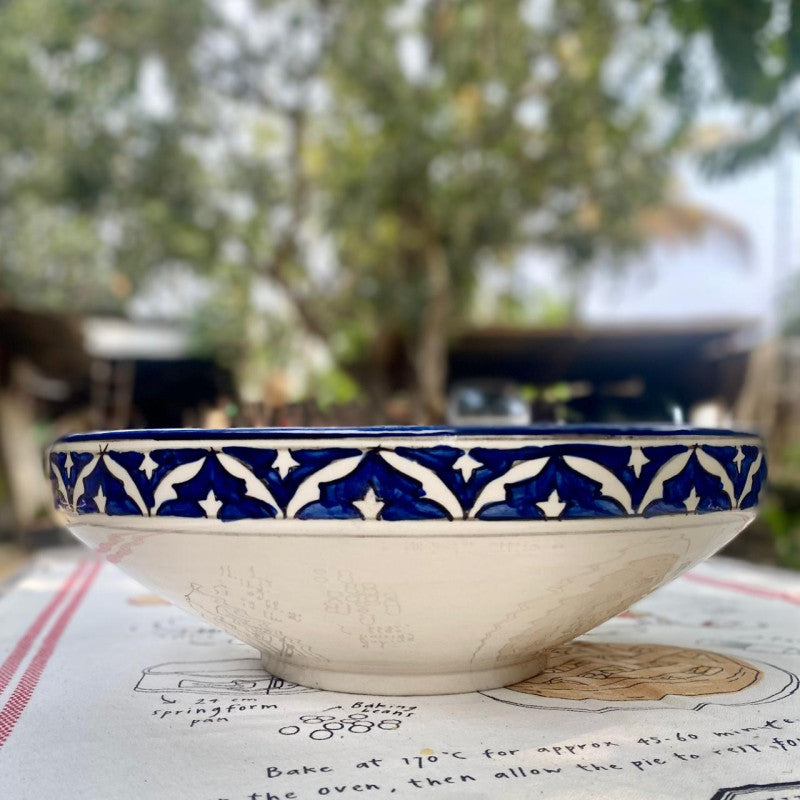 Blueandwhitepatternceramicbowl-TheKnotandBow.1