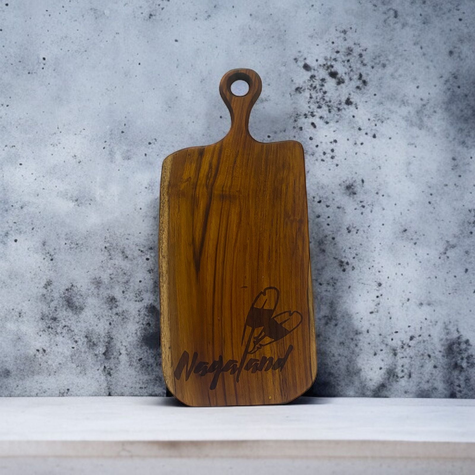 Chopping-Board-Medium-Nagaland-Curve-Design-Carved-Handle-Custom-Creation.