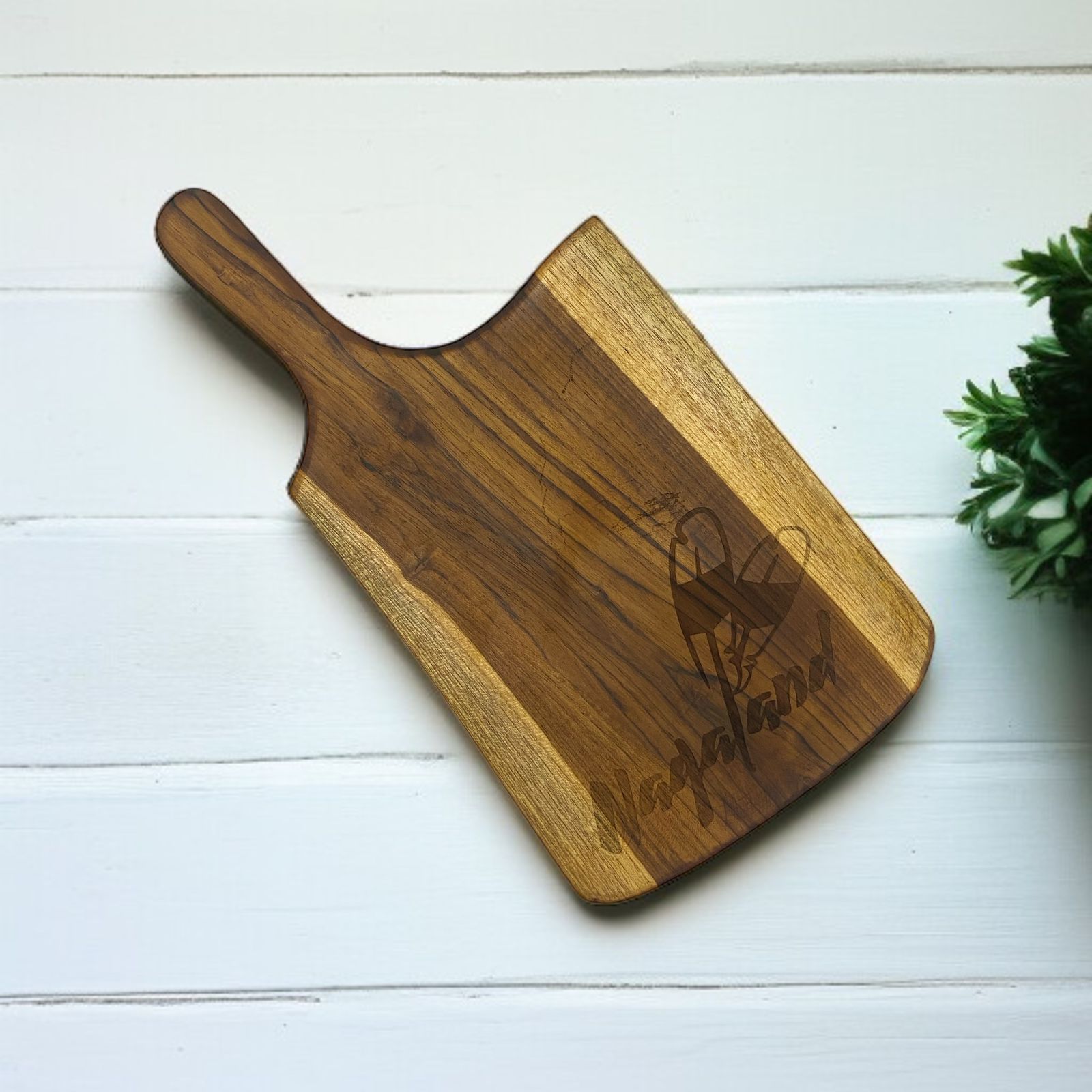 Chopping-Board-Short-Nagaland-Design-Carved-Handle-Custom-Creation