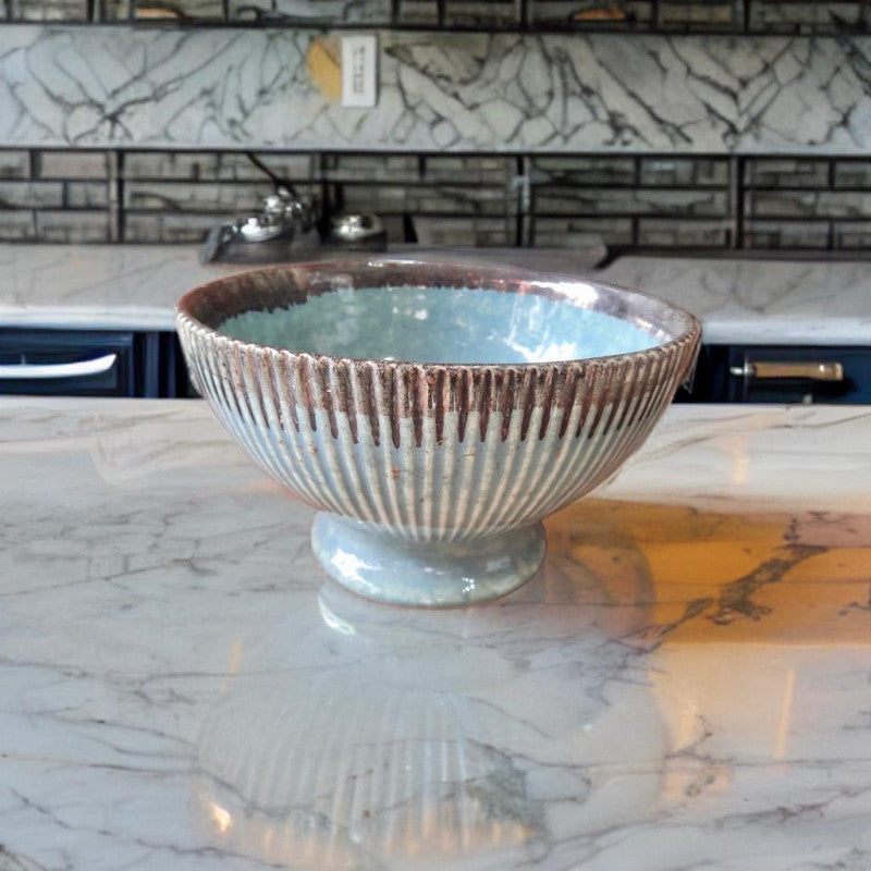 Green double tone serving ceramic bowl - The Knot and Bow
