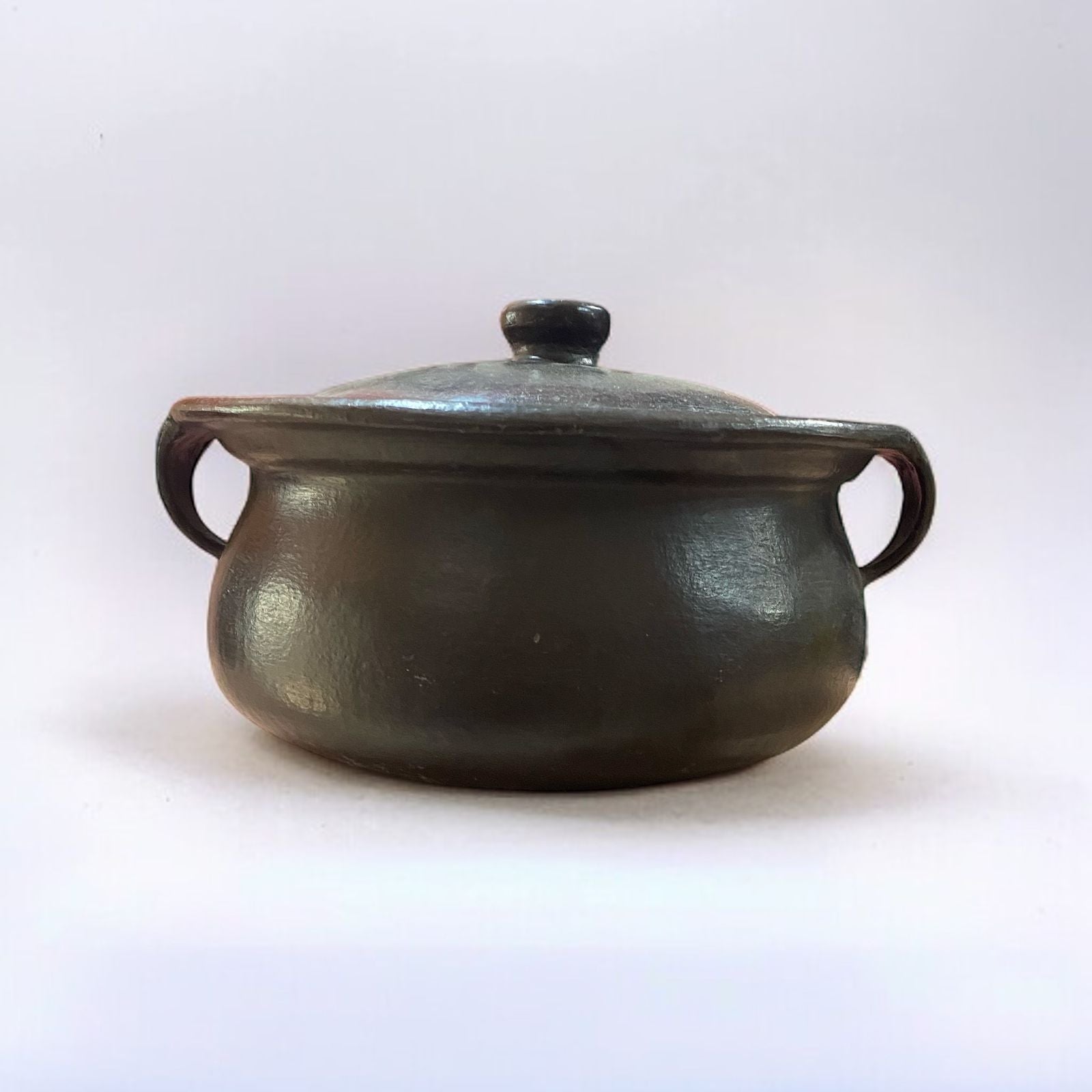 Longpi-Pottery-Clay-Earthenware-Pot-4lt-with-Handle-Indigi-Crafts 
