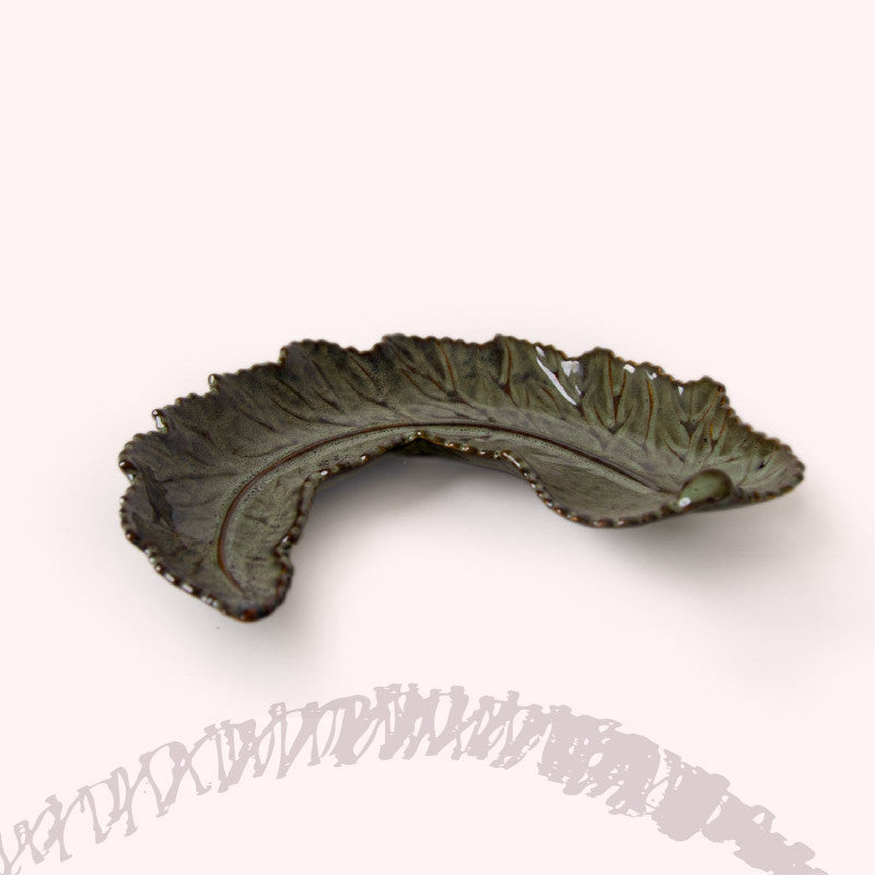 Seaweed Leaf handcrafter platter - The Knot and Bow