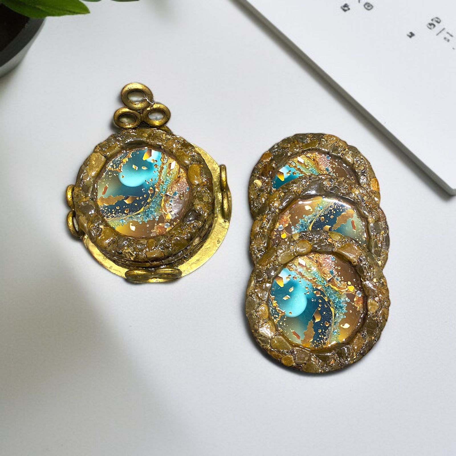Pebble and Resin Bluewaves Coaster Set of 6 - Li Stone  
