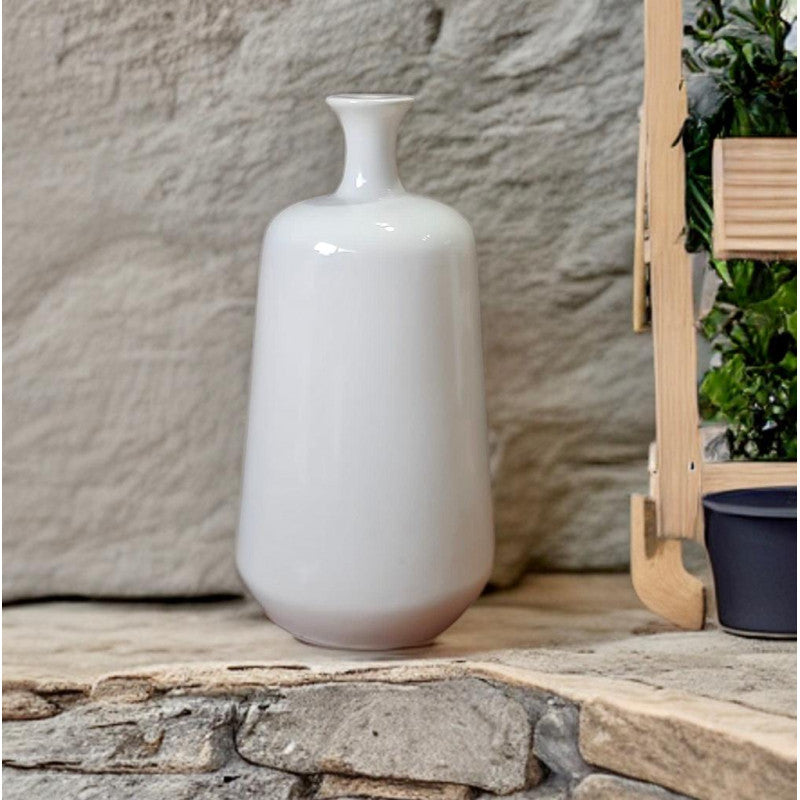 White home tall ceramic vase - The Knot and Bow
