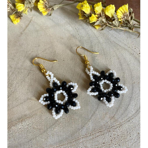 Black and White seed bead Star by Flower Child